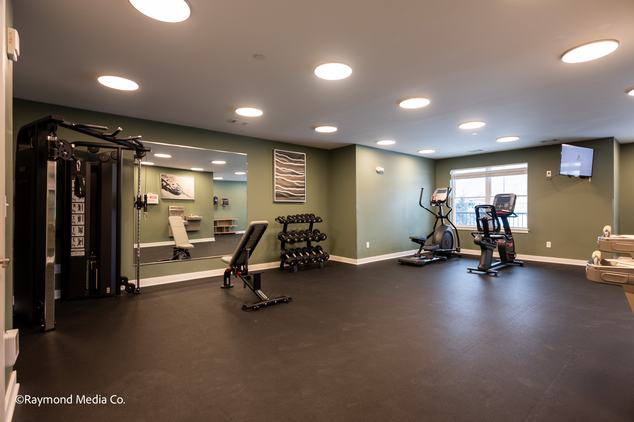 Apartment fitness room perspective interior